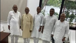 Nitish Kumar-Saryu roy